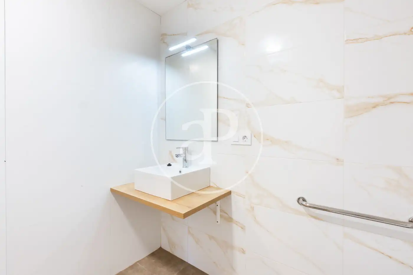 Piso en venta en C/ del Lugre, Tormos