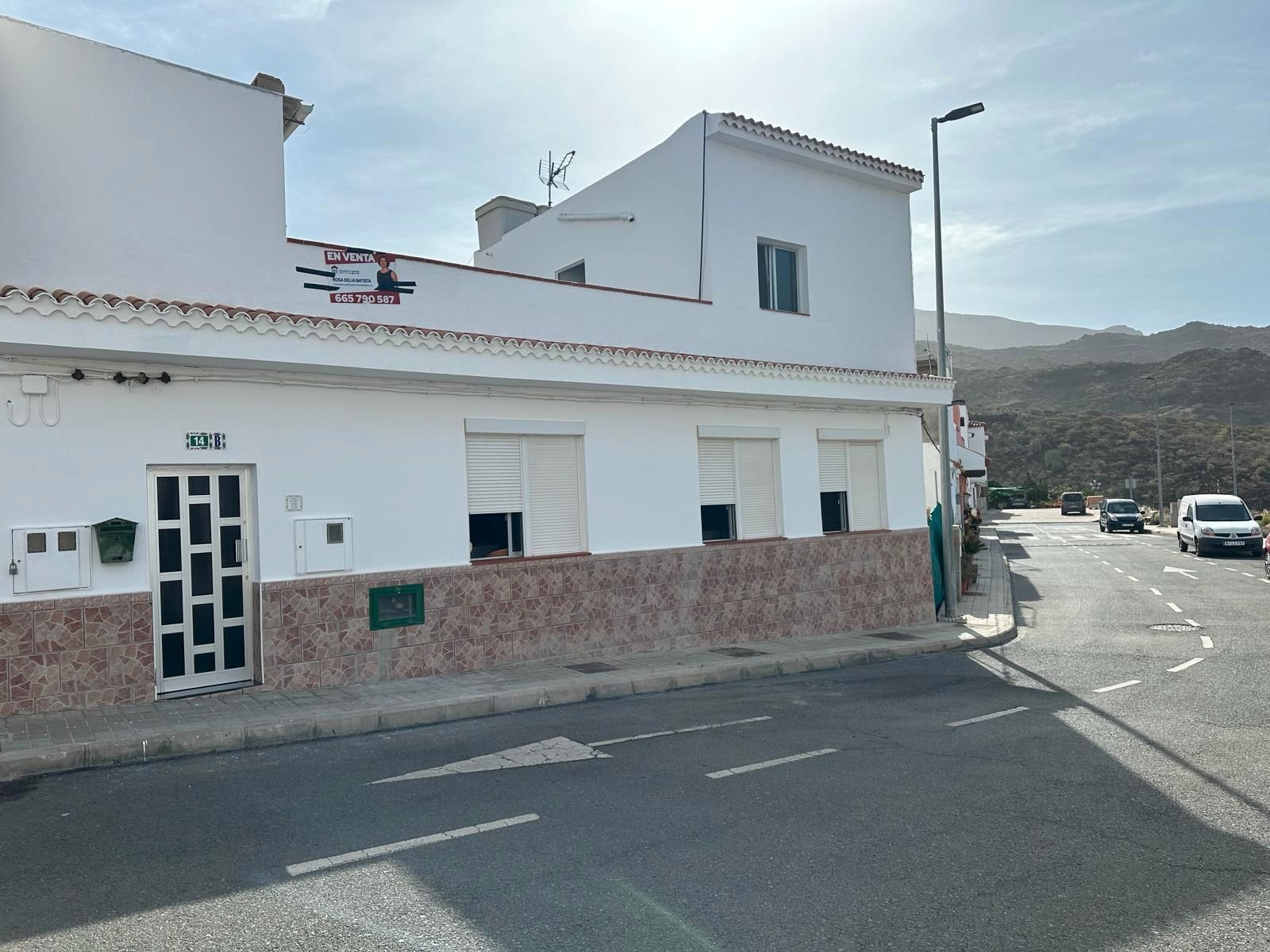 Vista exterior de Casa o xalet en venda en Mogán amb Jardí privat, Terrassa i Traster