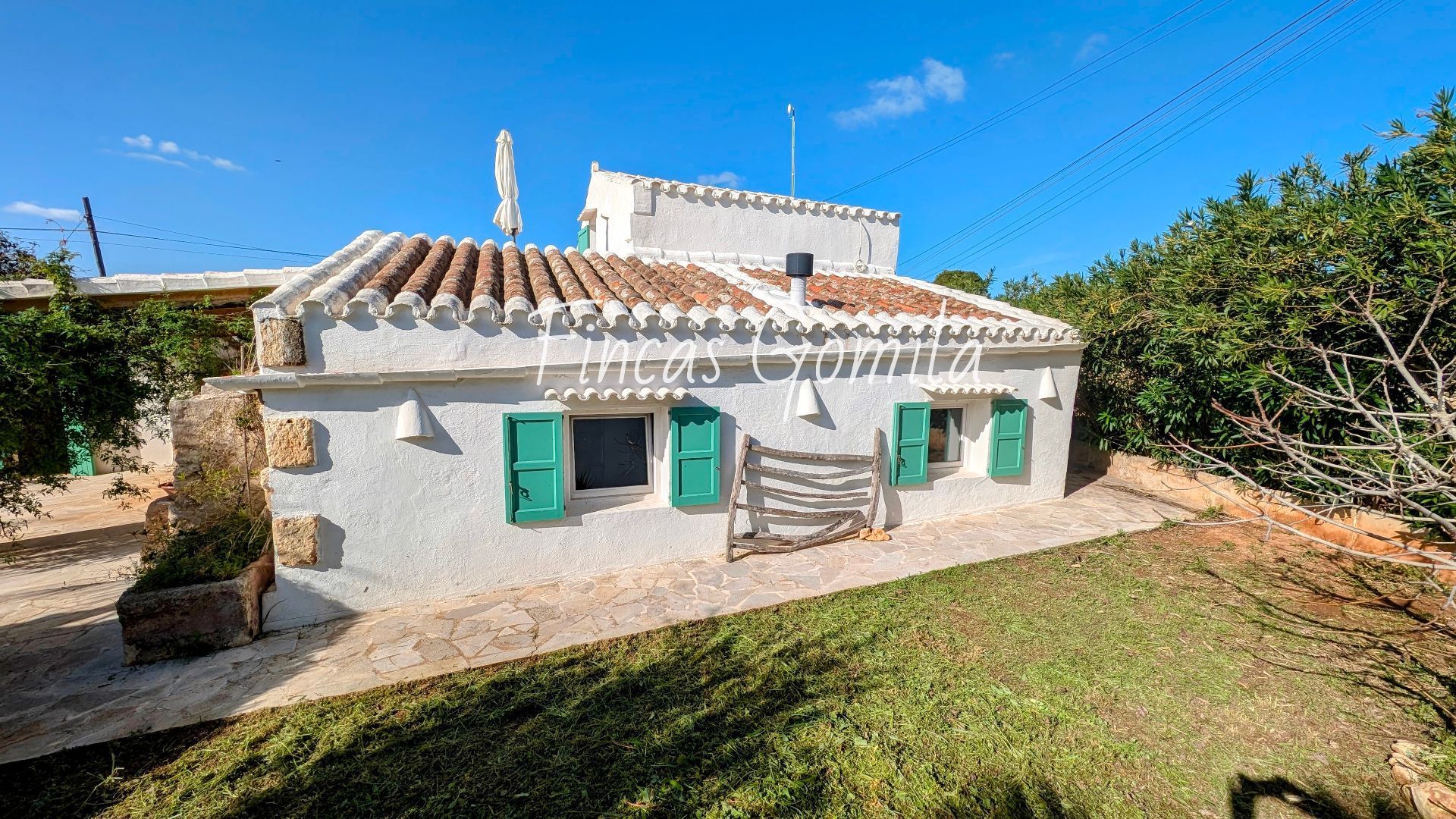 Exterior view of Country house for sale in Sant Lluís  with Private garden