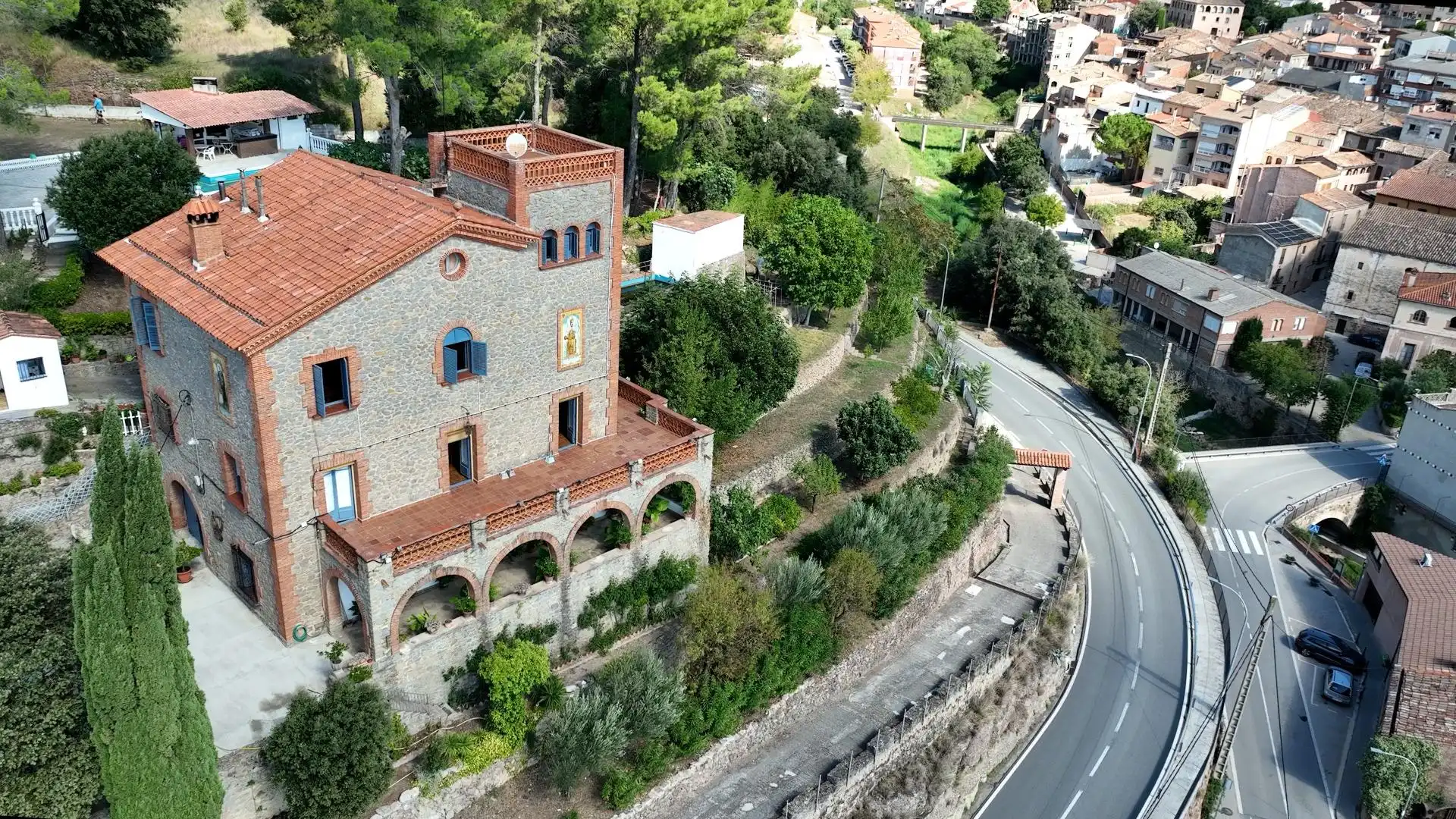 Casa rústica con piscina en venta en Sant Llorenç Savall, imagen 3