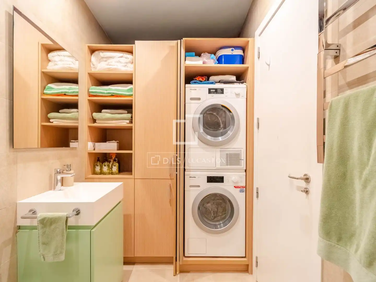 Baño de Piso en venta en L'Eixample