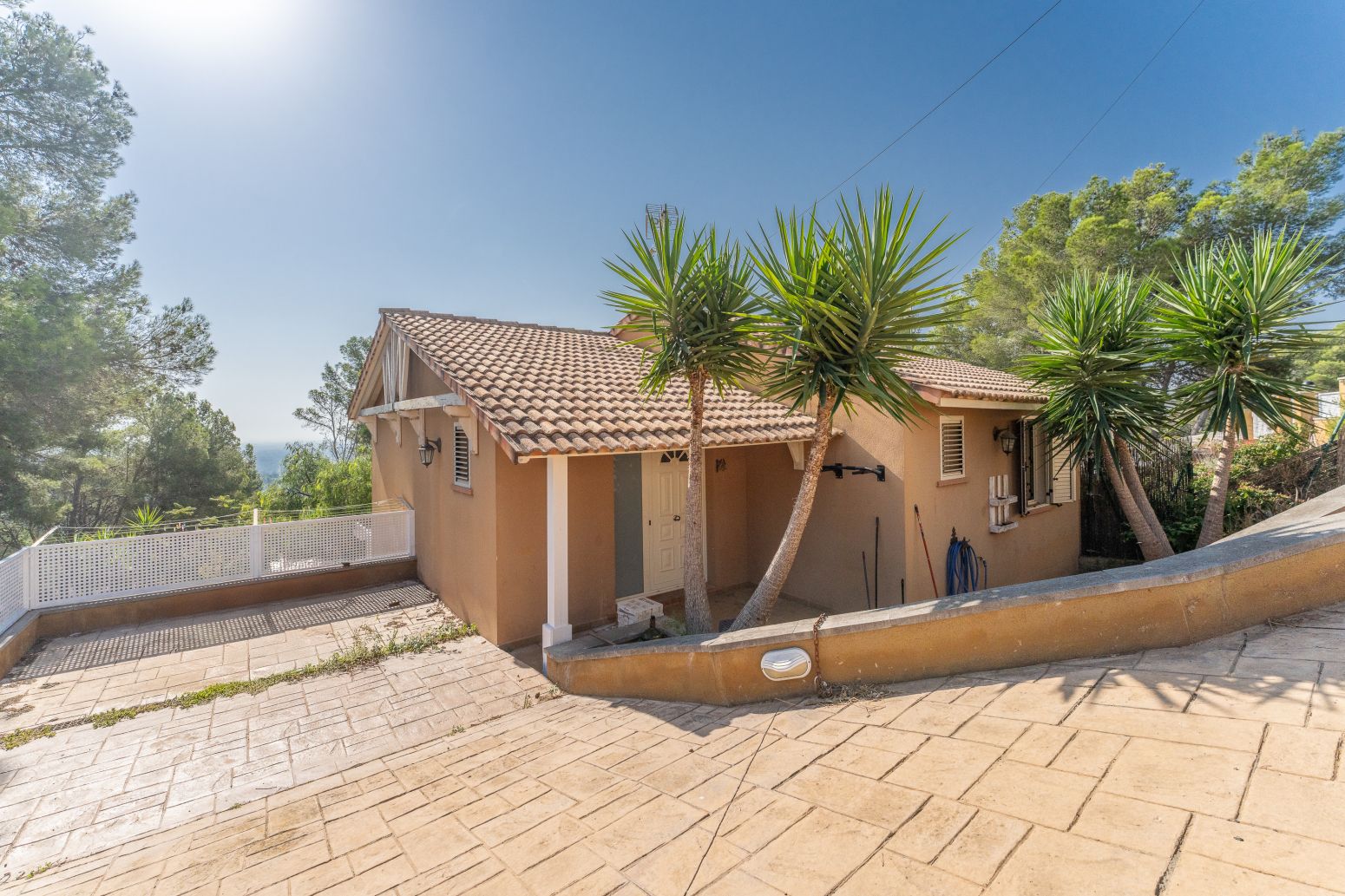 Vista exterior de Casa o xalet en venda en Riudecanyes amb Calefacció i Parquet