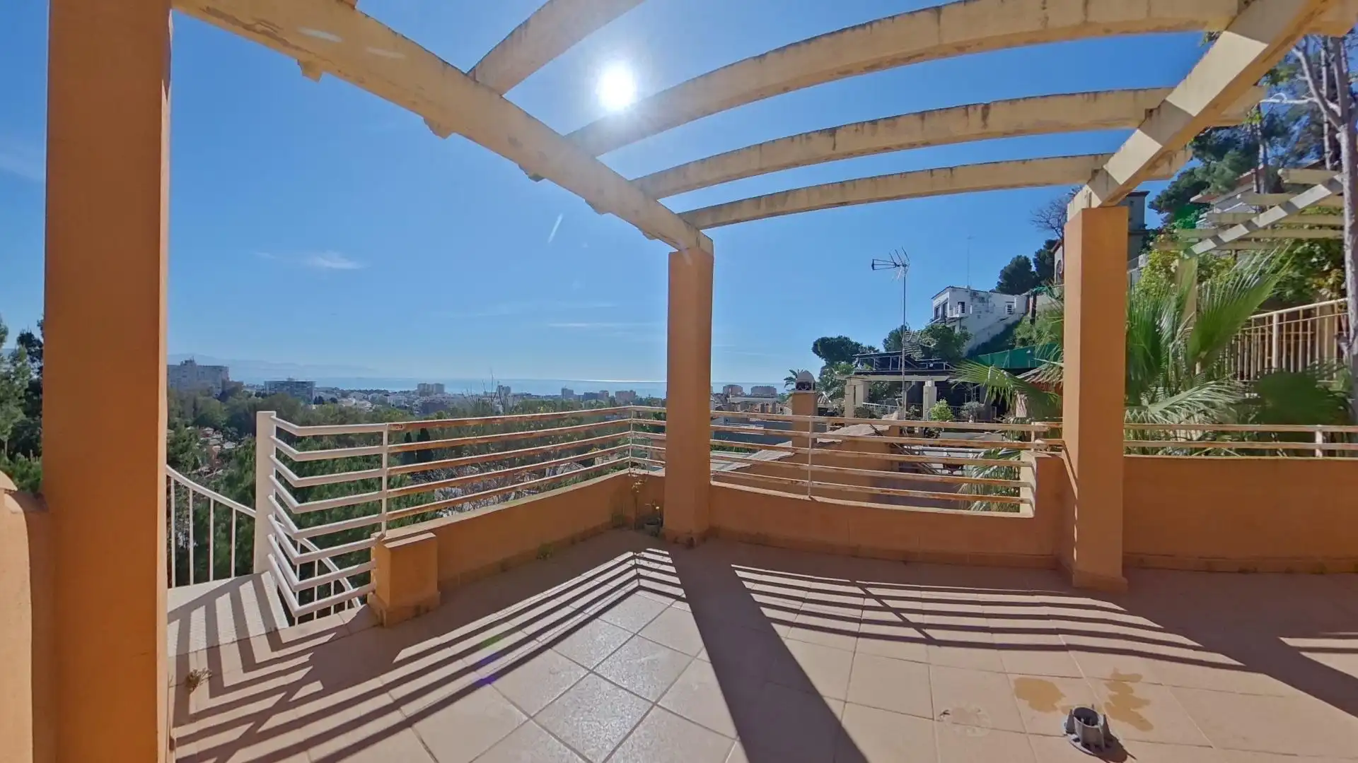 Terrassa de Casa o xalet en venda en Torremolinos