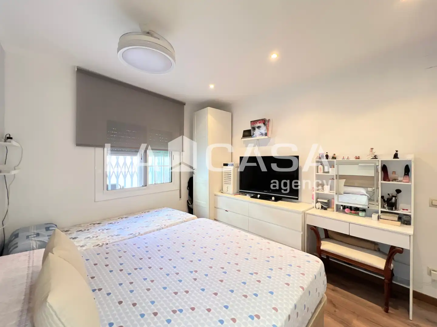 Habitación de Piso en venta en Badalona con Terraza y Balcón