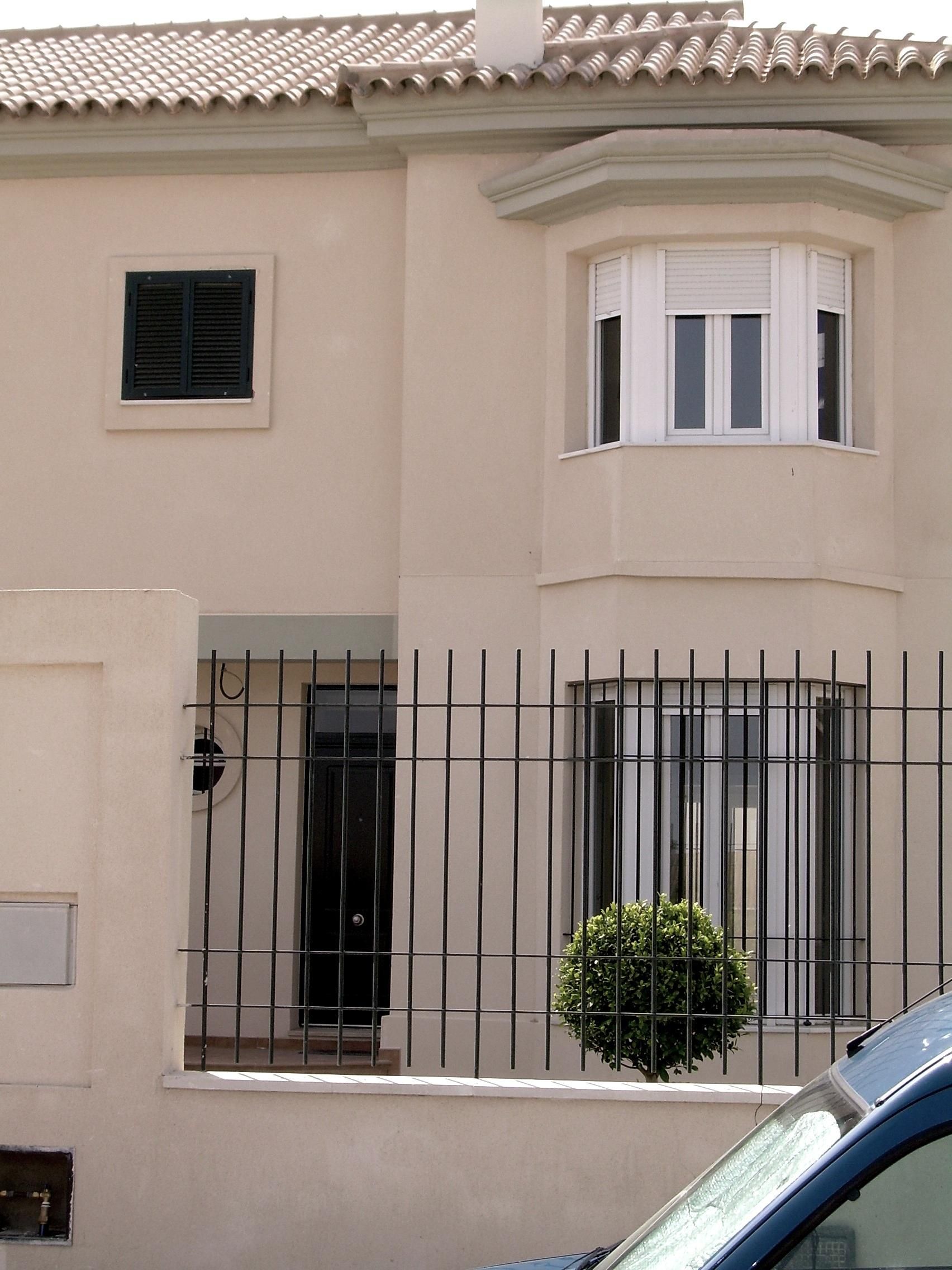 Exterior view of House or chalet for sale in Jerez de la Frontera  with Air Conditioner and Storage room