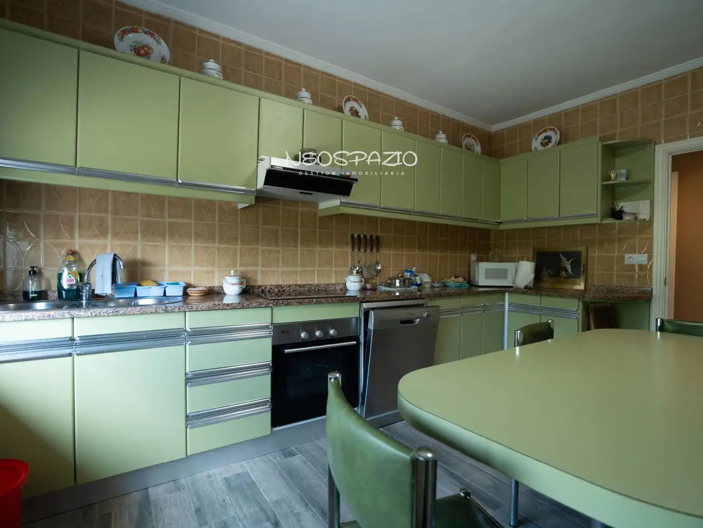 Cuina de Casa o xalet en venda en Lugo amb Calefacció i Terrassa