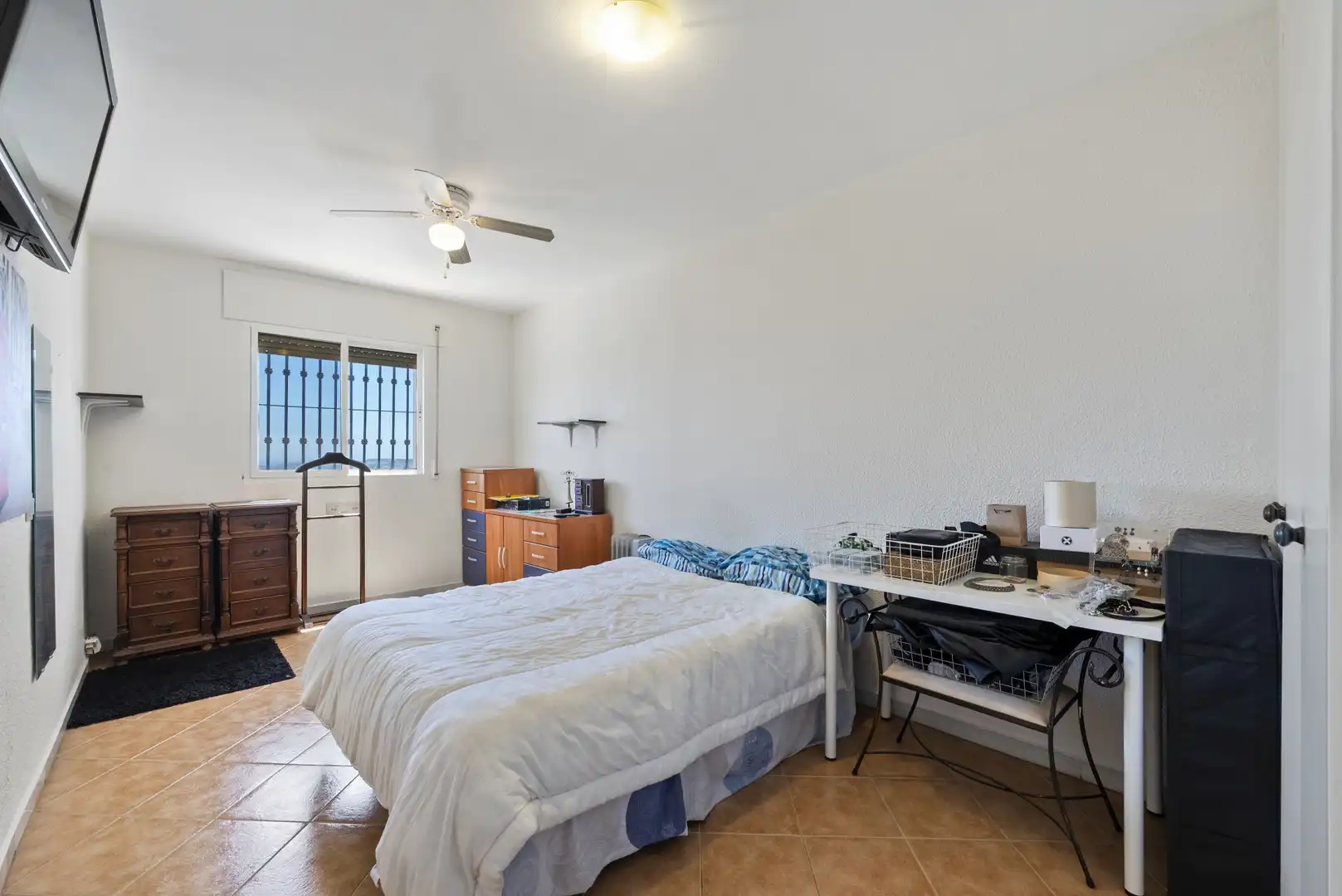 Habitación de Casa adosada en venta en Mijas con Aire acondicionado, Jardín privado y Terraza