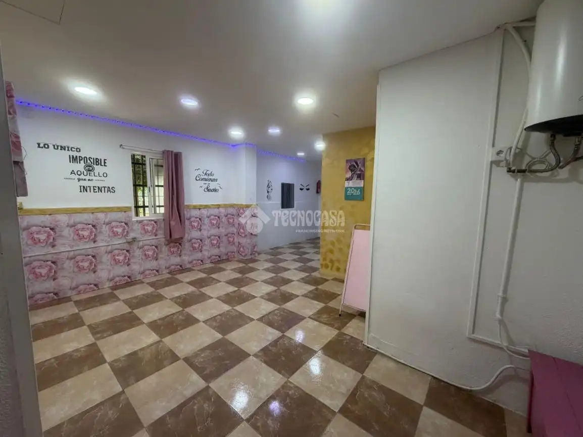 Local en venta en Sevilla con Aire acondicionado y Internet