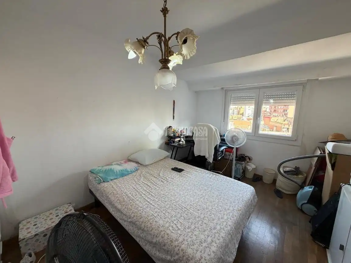 Habitación de Piso en venta en Zaragoza con Calefacción, Parquet y Terraza