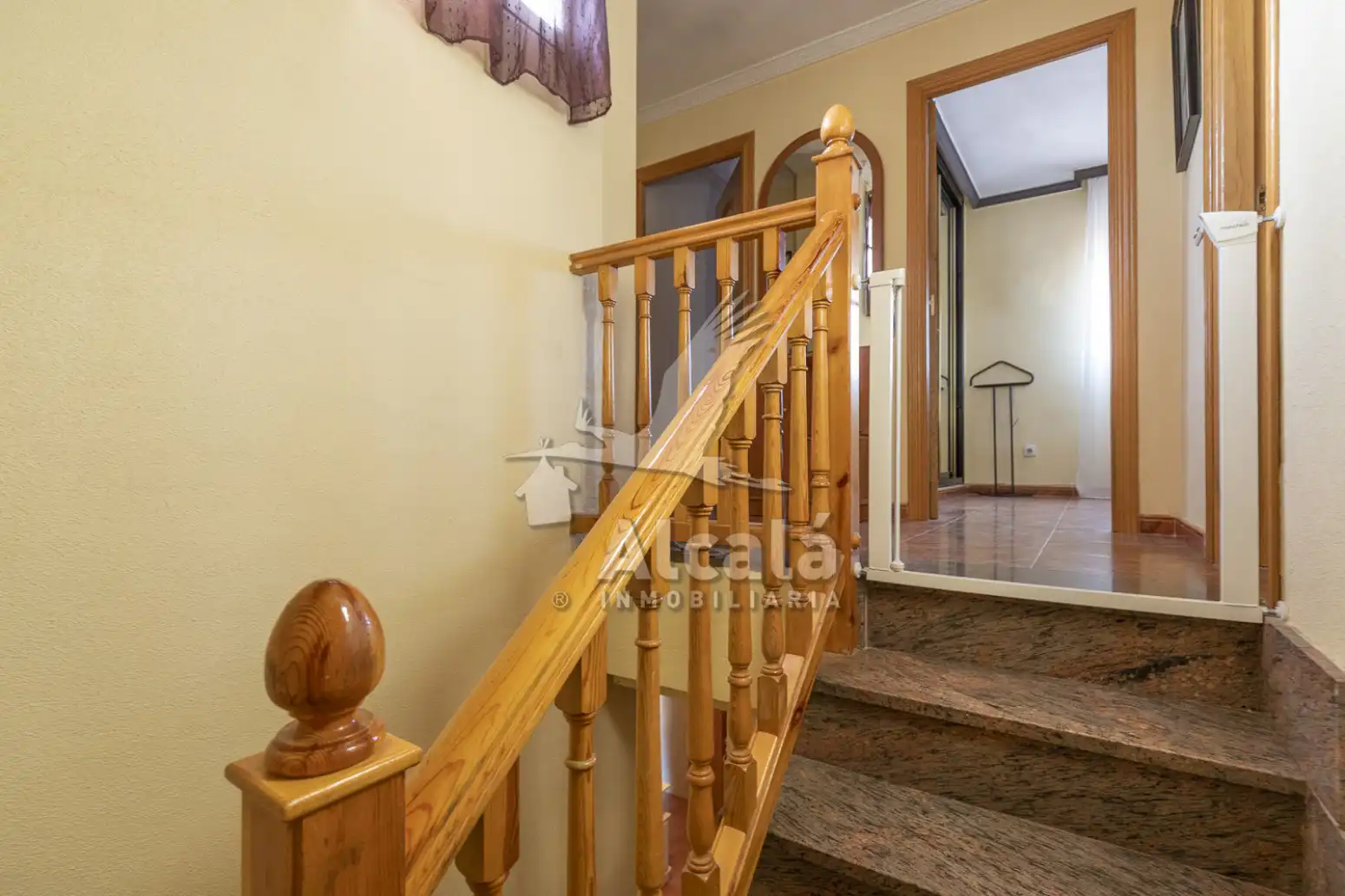 Casa adosada en venta en Azuqueca de Henares con Aire acondicionado, Calefacción y Piscina