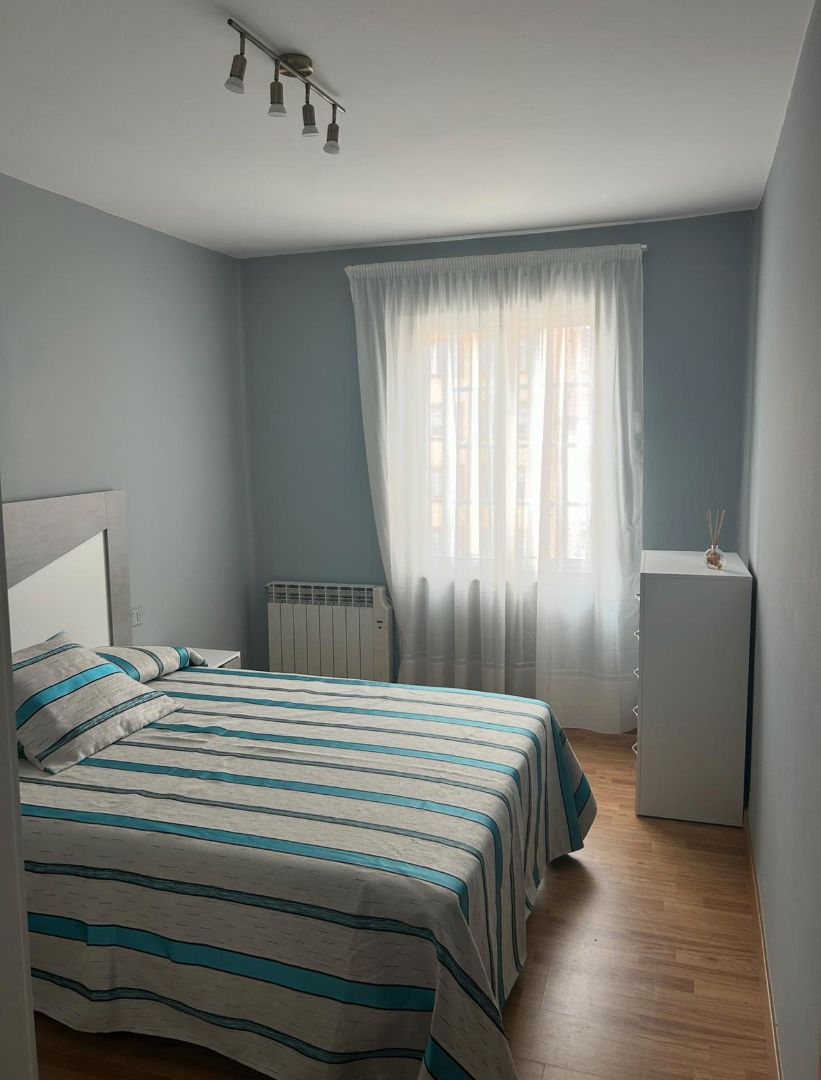 Bedroom of Flat for sale in Narón  with Heating, Parquet flooring and Furnished