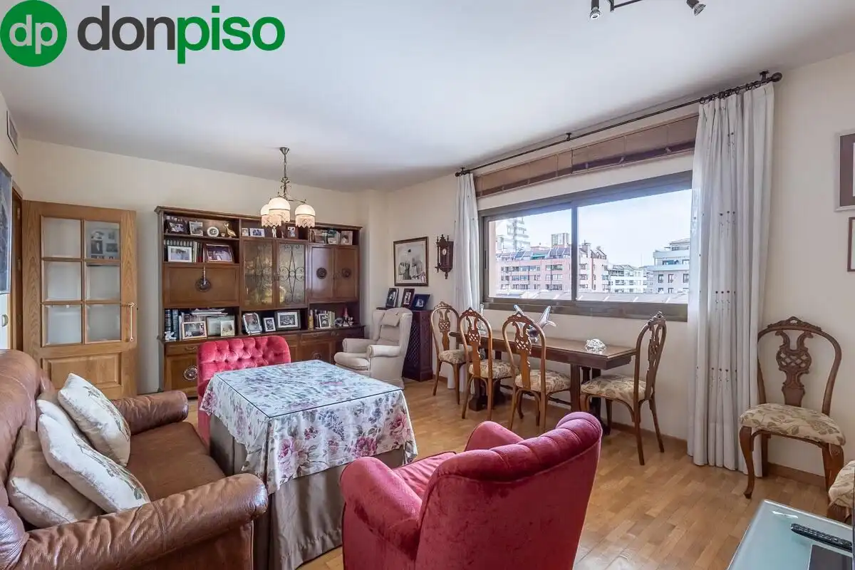 Living room of Flat for sale in Granada