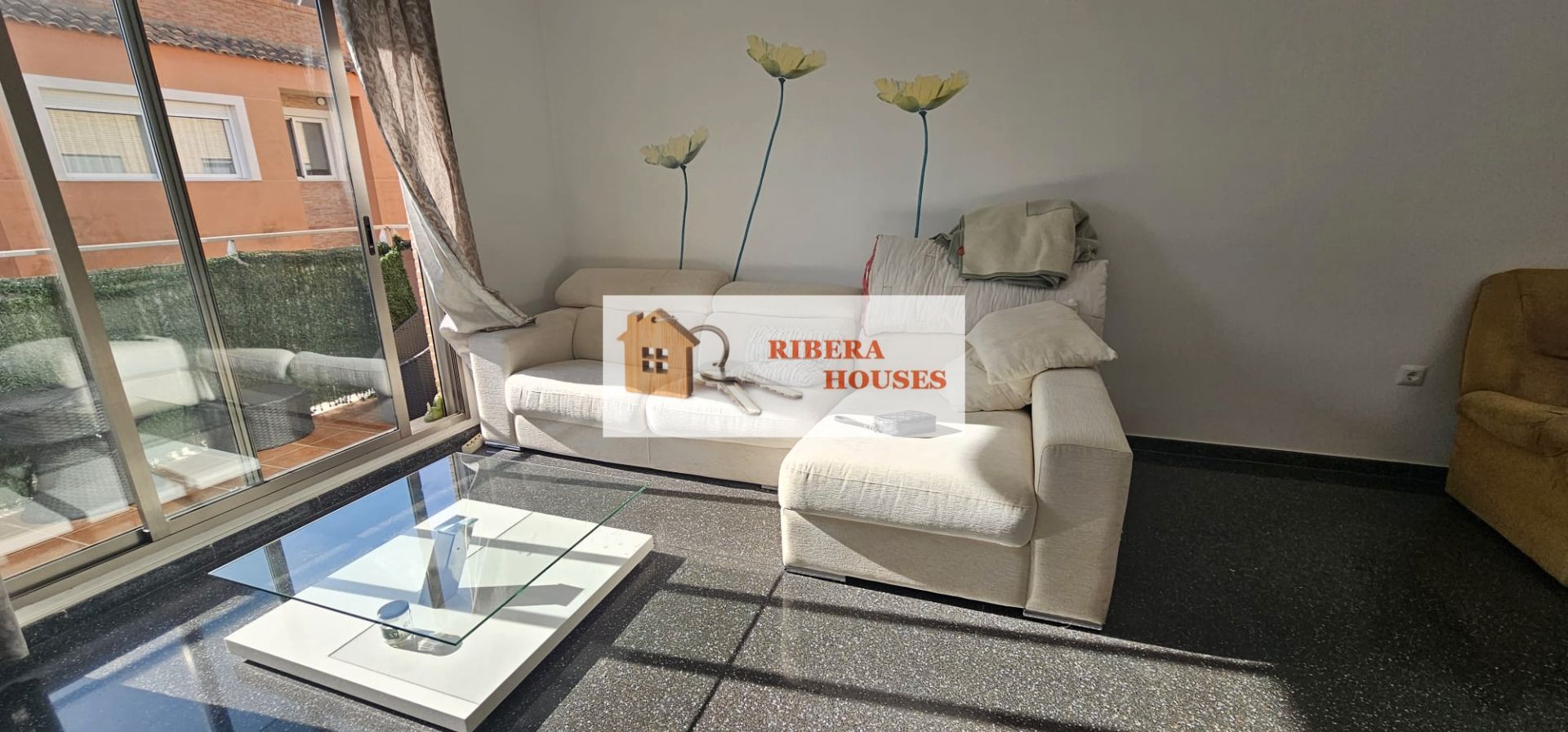 Living room of Flat for sale in Real  with Air Conditioner, Heating and Storage room