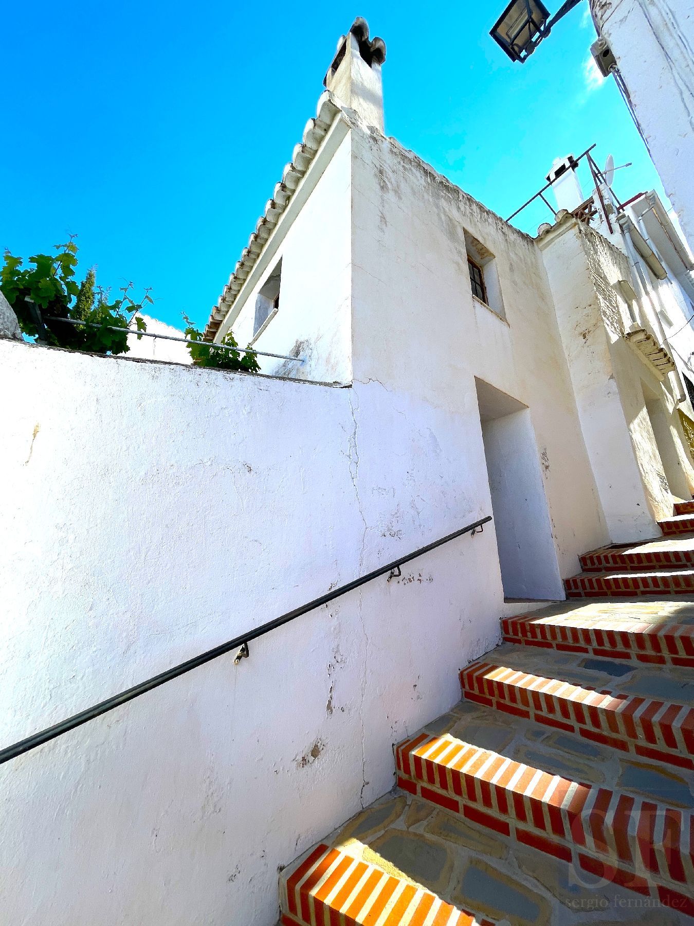 Casa adosada en venta en Sedella
