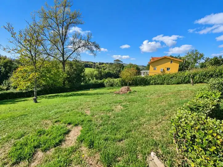 Casa o xalet en venda en La Pola Siero