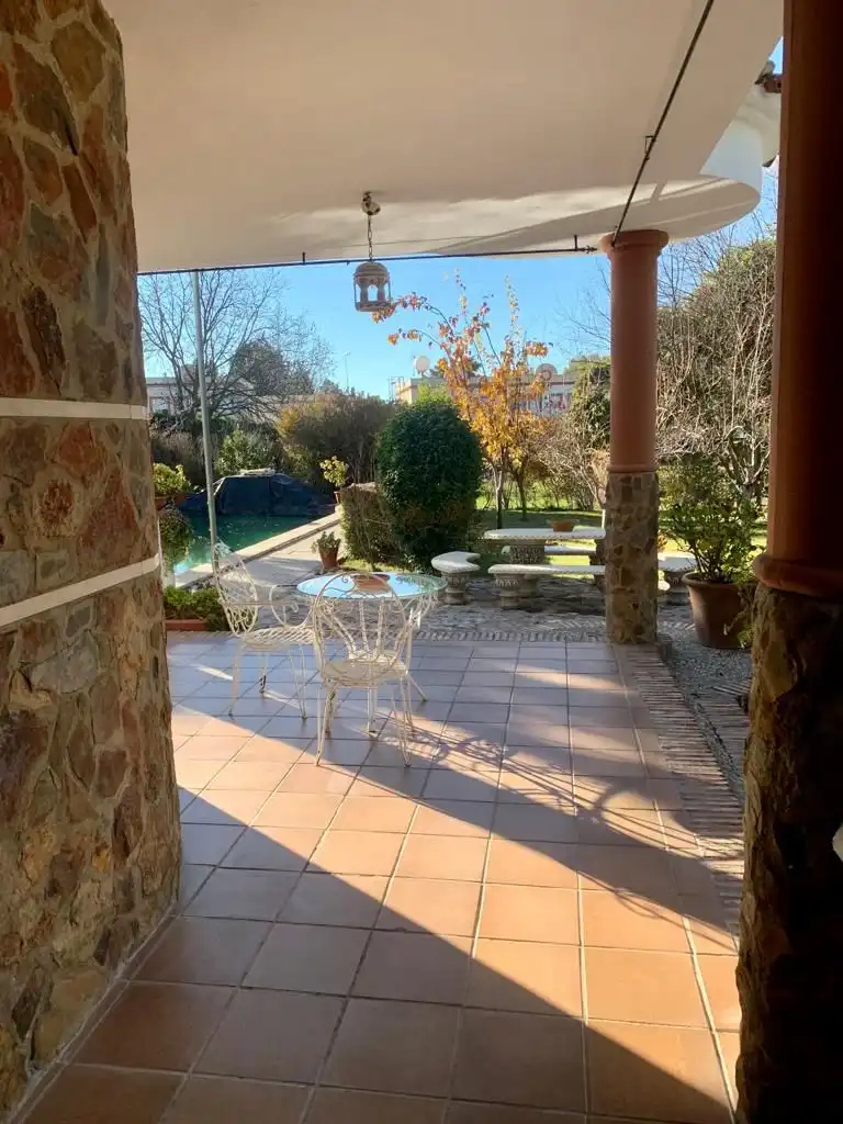Terraza de Casa o chalet en venta en Úbeda con Jardín privado, Piscina y Balcón