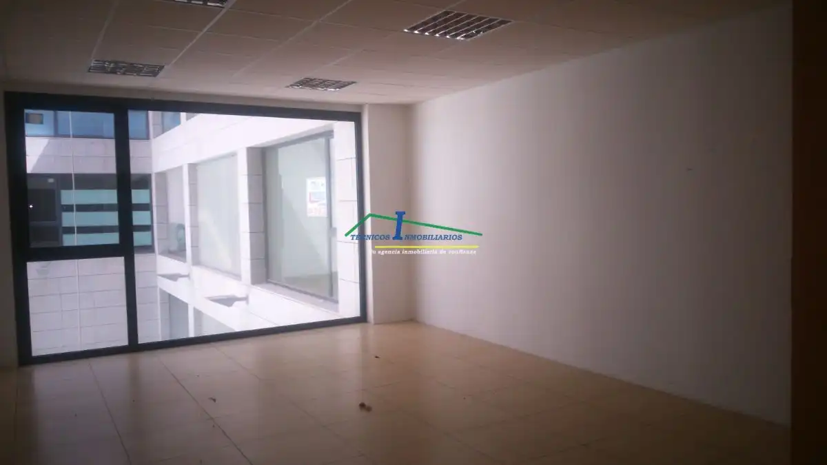 Oficina amb ascensor en venda a Sur, imagen 11