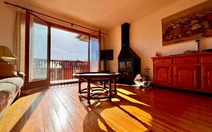 Living room of Attic for sale in Puigcerdà  with Heating, Terrace and Storage room