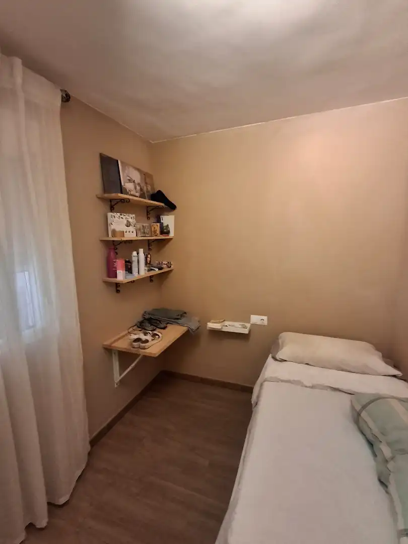 Dormitori de Casa o xalet en venda en Dos Hermanas amb Aire condicionat, Terrassa i Traster