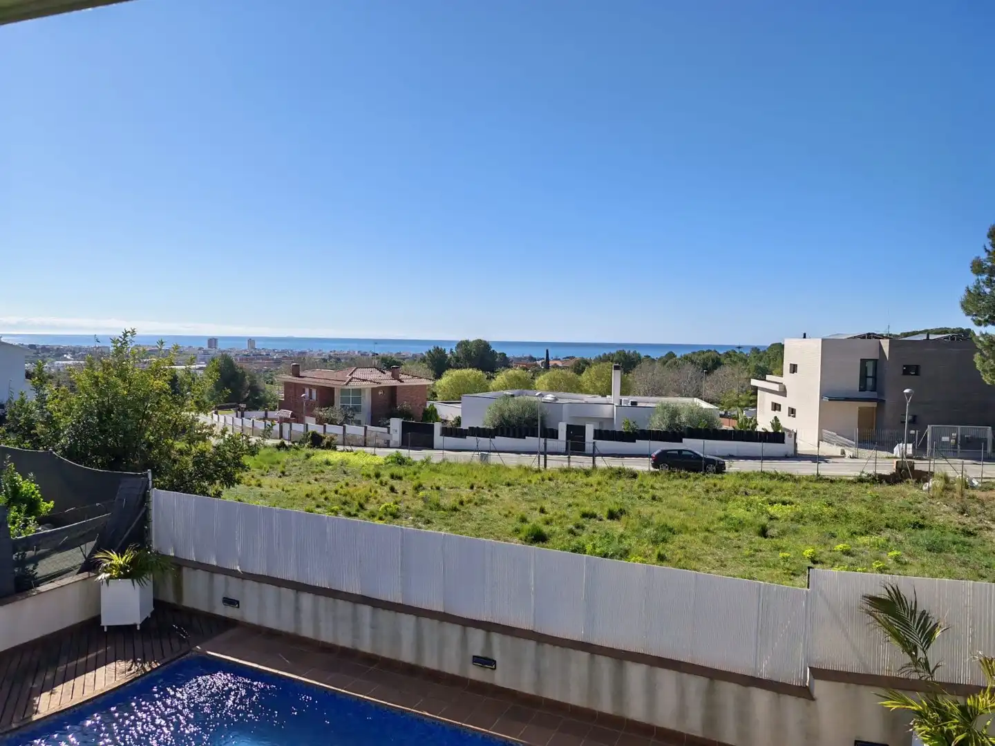 Vista exterior de Casa o xalet en venda en Calafell amb Aire condicionat, Calefacció i Jardí privat