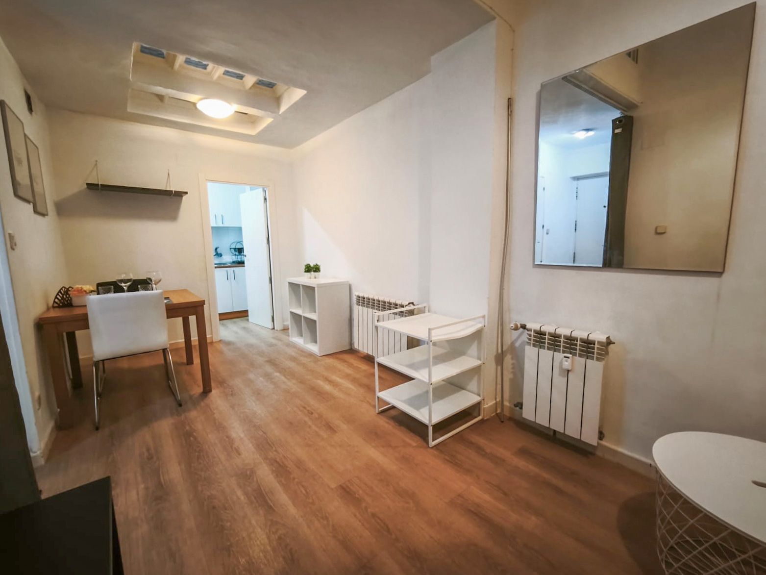 Cuina de Planta baixa en venda en  Madrid Capital amb Calefacció, Moblat i Forn