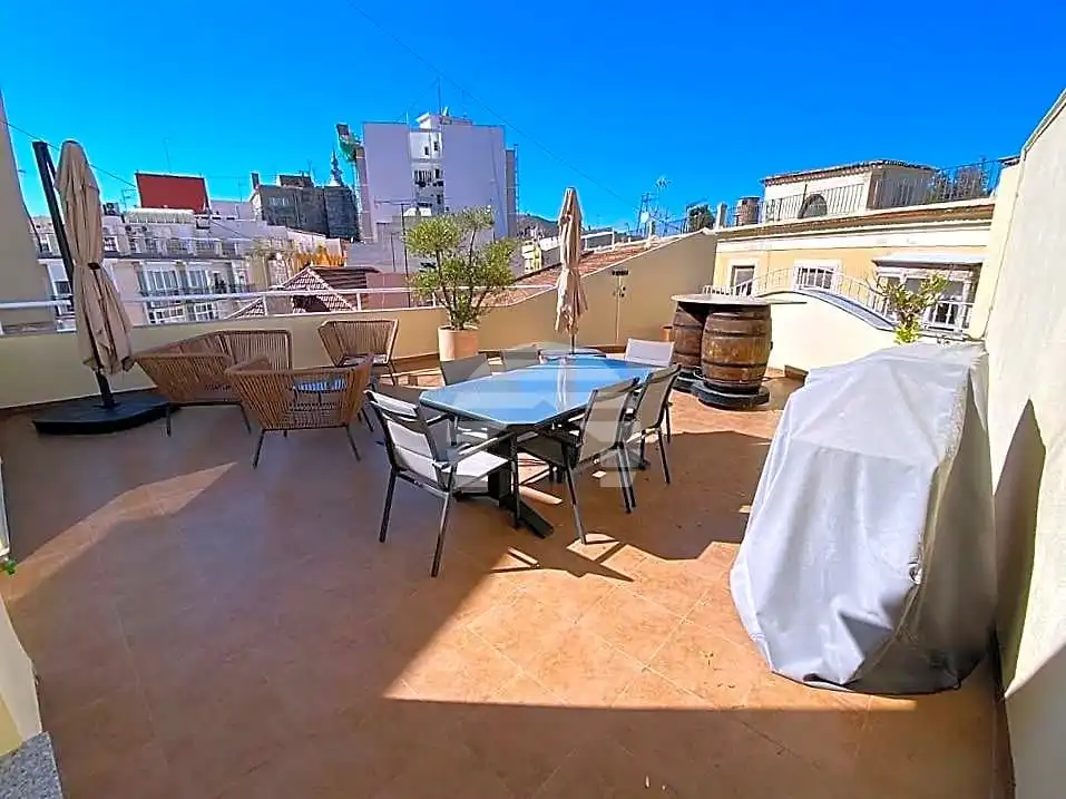 Àtic de lloguer a Calle Honda, 14, Casco Antiguo