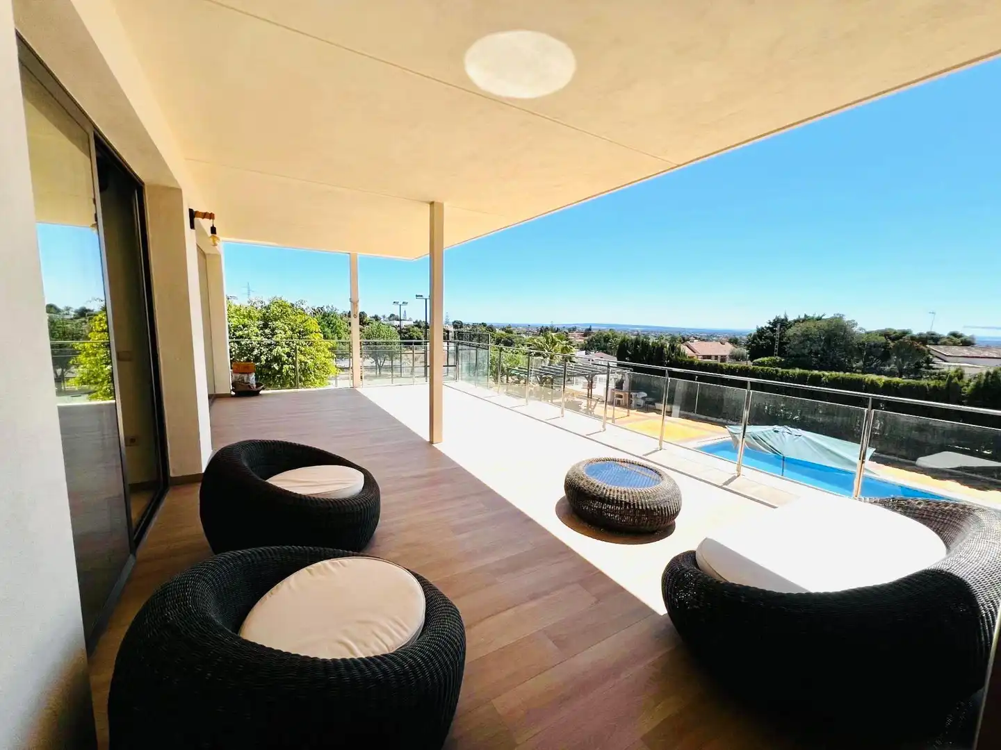 Terrassa de Casa o xalet en venda en Elche / Elx amb Aire condicionat, Calefacció i Jardí privat