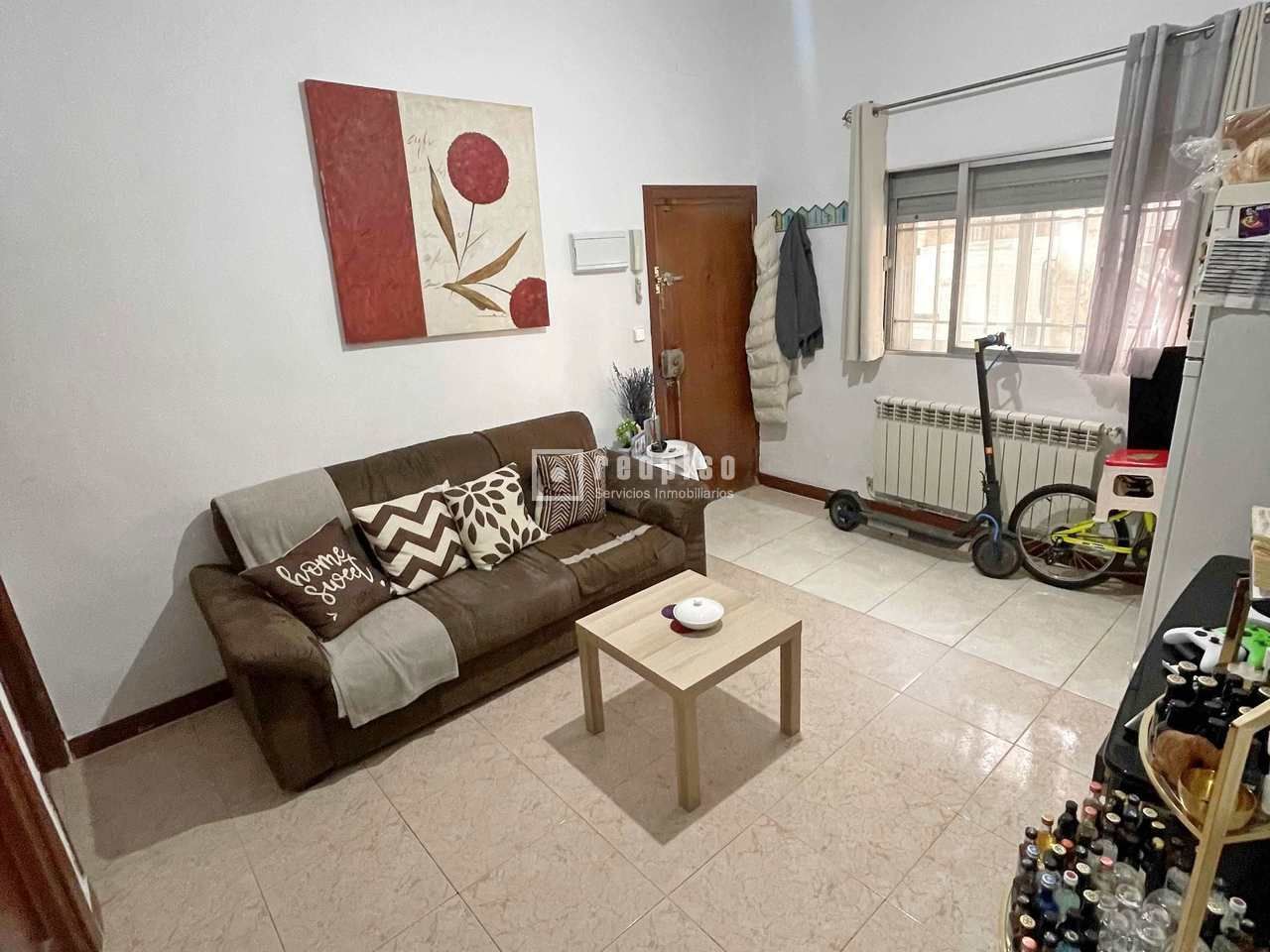 Living room of Flat for sale in  Madrid Capital  with Heating and Terrace