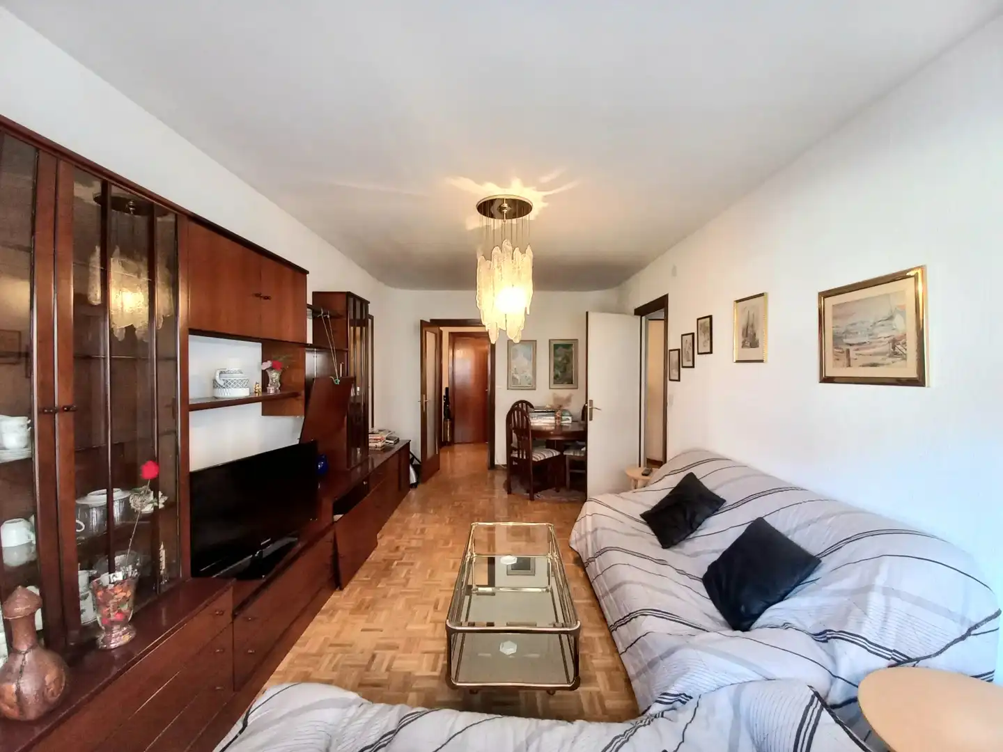 Sala d'estar de Pis en venda en Burgos amb Calefacció