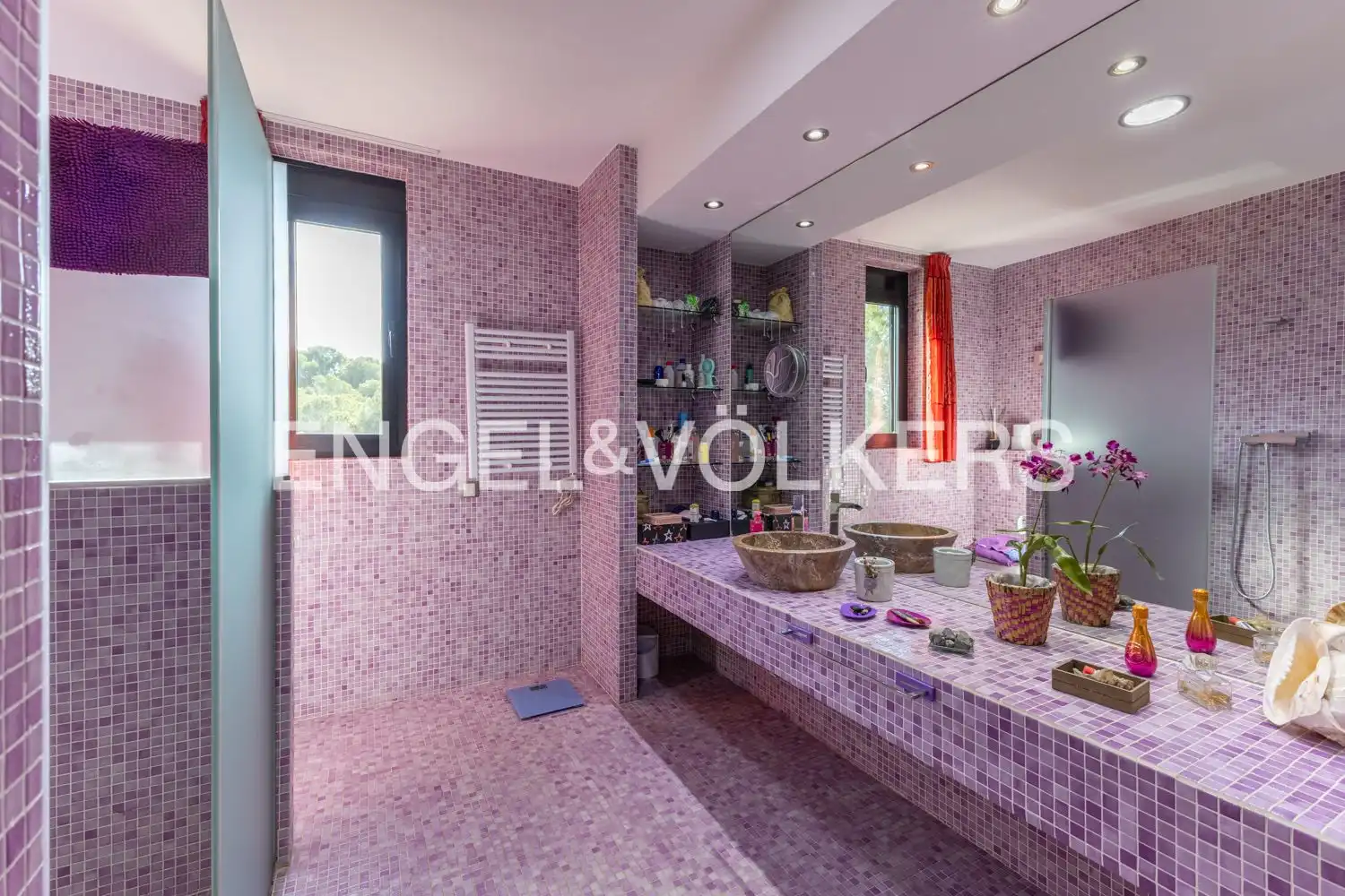 Bathroom of Houses for sale in Gilet  with Air Conditioner, Heating and Private garden