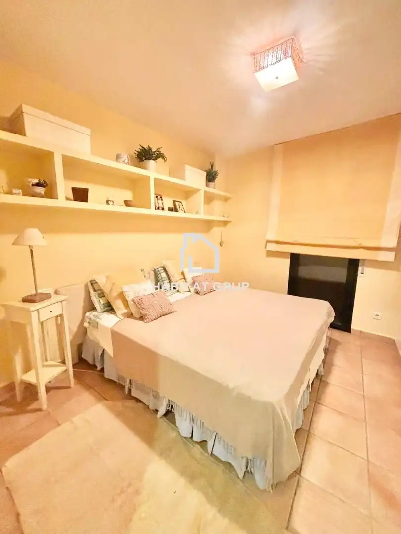 Schlafzimmer von Wohnung zum Verkauf in Begur mit Heizung, Terrasse und Abstellraum