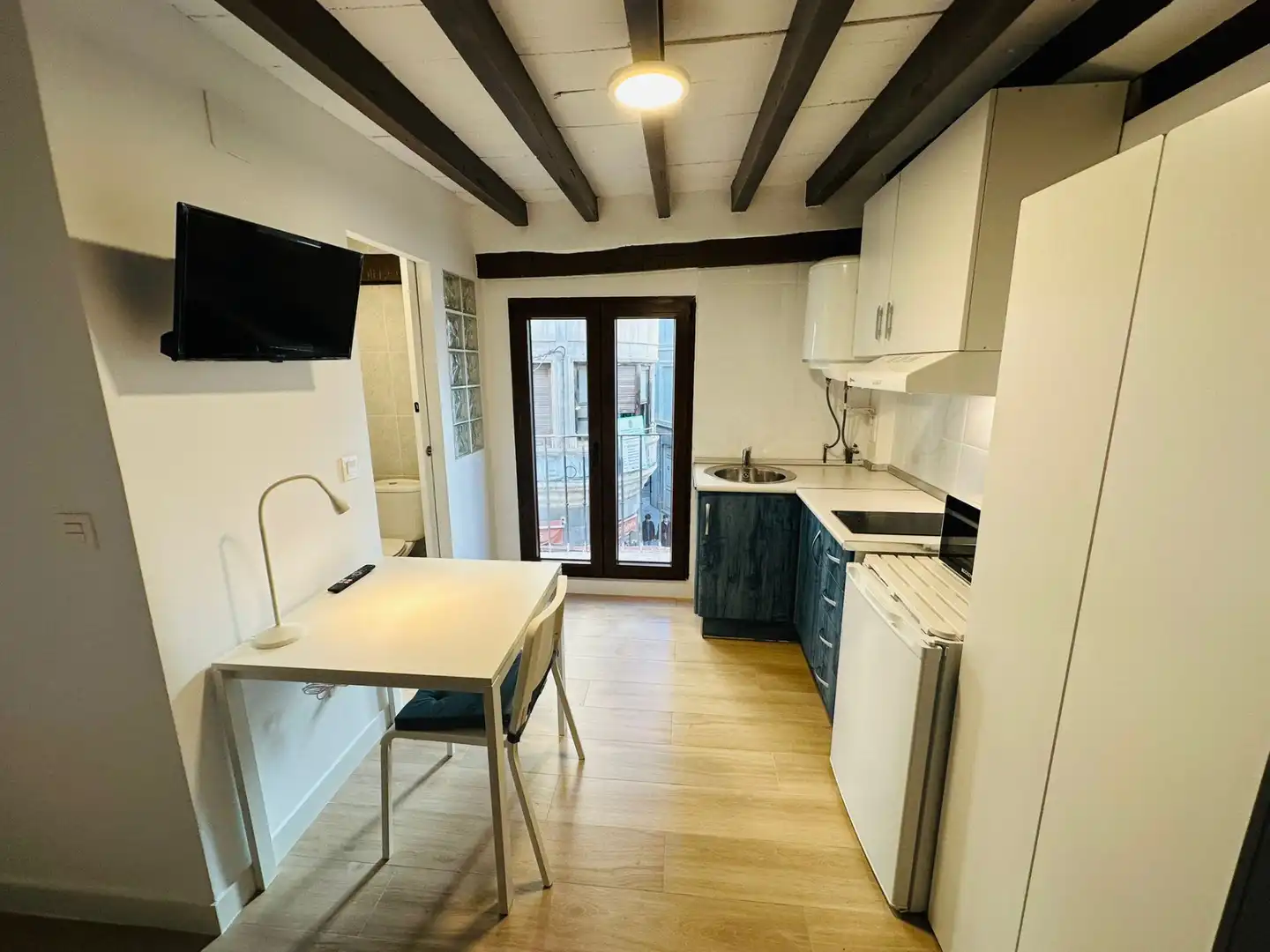 Wohnung zur Miete in Calle Capuchinas, 8, Centro - Sagrario