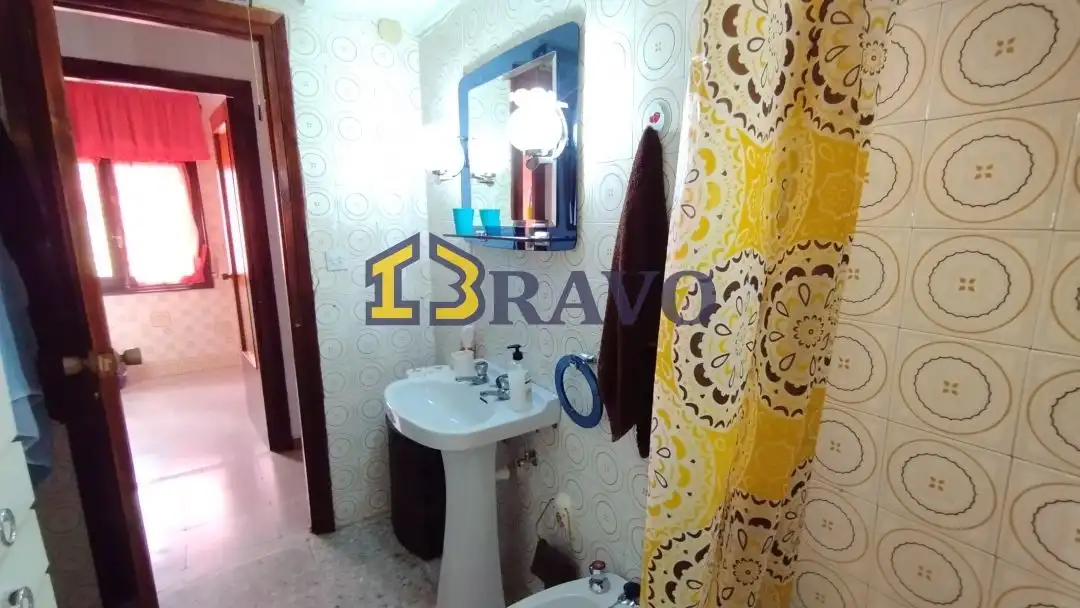 Dormitori de Casa o xalet en venda en Valle de Tobalina amb Calefacció, Jardí privat i Moblat