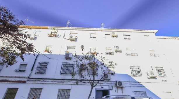 Exterior view of Flat for sale in  Sevilla Capital