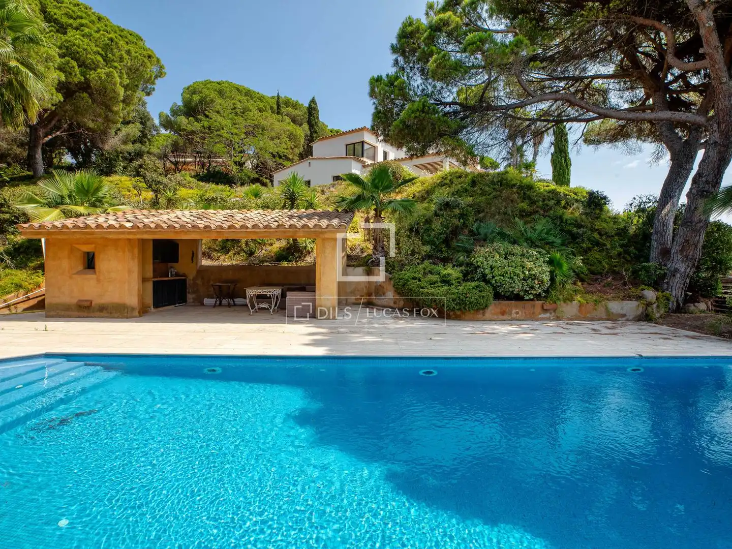 Außenansicht von Haus oder Chalet zum Verkauf in Lloret de Mar mit Klimaanlage, Heizung und Privatgarten