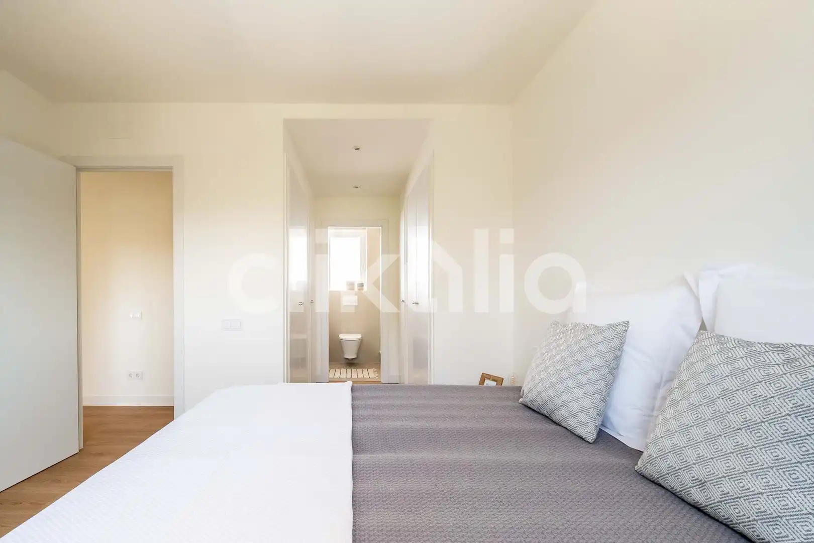 Schlafzimmer von Wohnung zum Verkauf in Madrid mit Klimaanlage, Heizung und Privatgarten