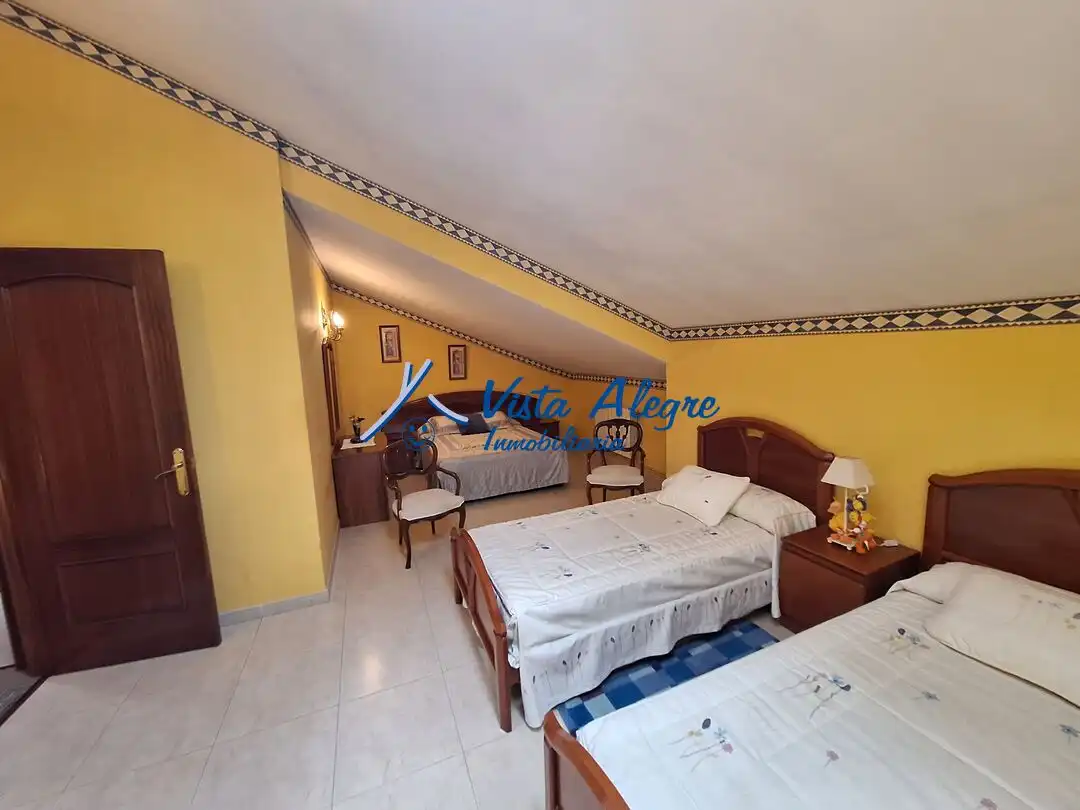 Casa adosada en venta en Casalarreina con Calefacción, Jardín privado y Parquet