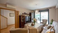 Living room of Single-family semi-detached for sale in  Granada Capital  with Air Conditioner, Terrace and Balcony