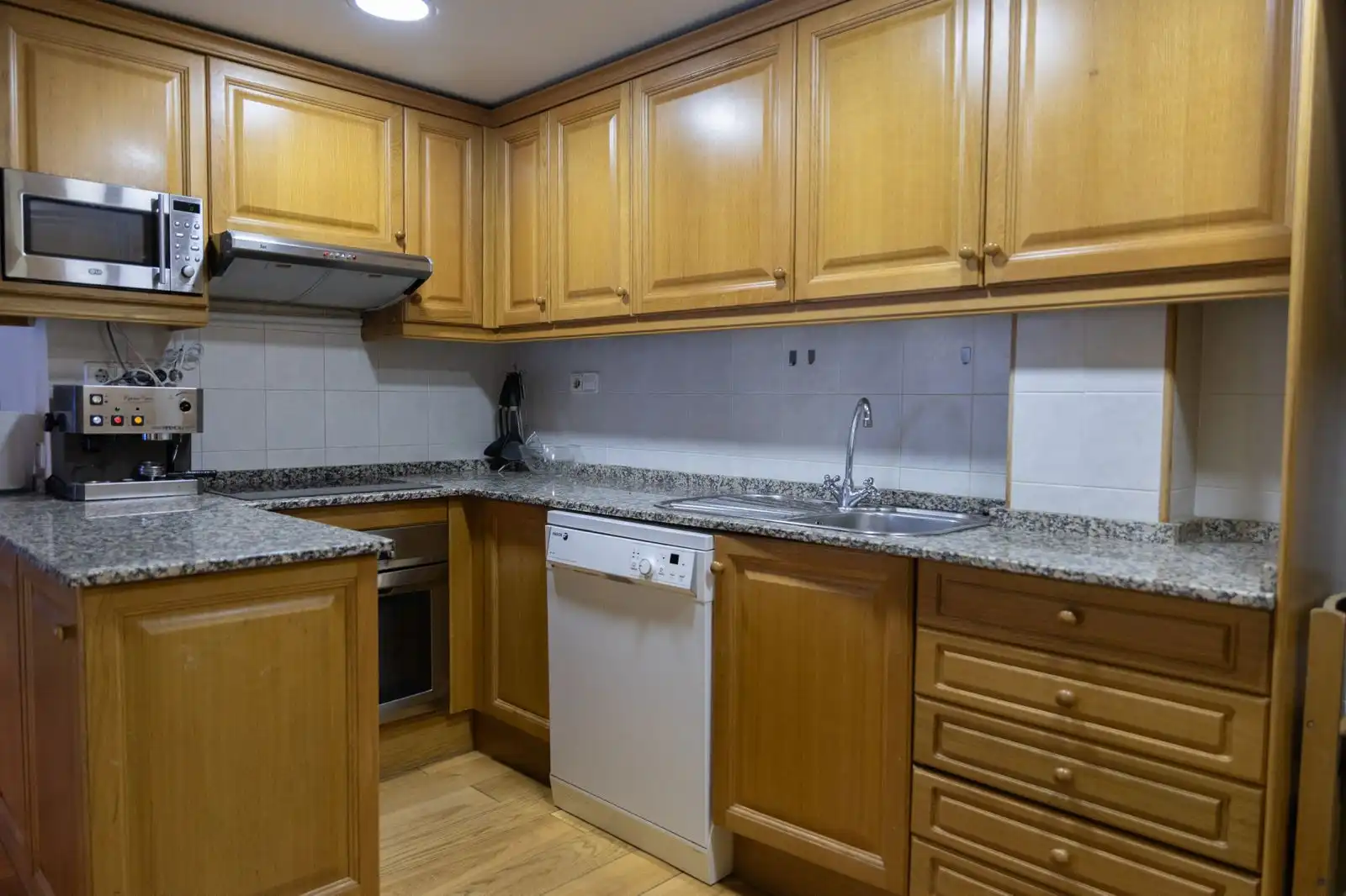 Cuina de Apartament en venda en Espot amb Calefacció, Jardí privat i Parquet