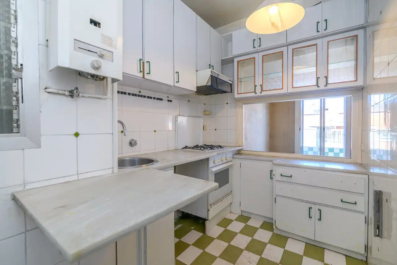Cocina de Piso en venta en Barcelona con Aire acondicionado, Calefacción y Balcón