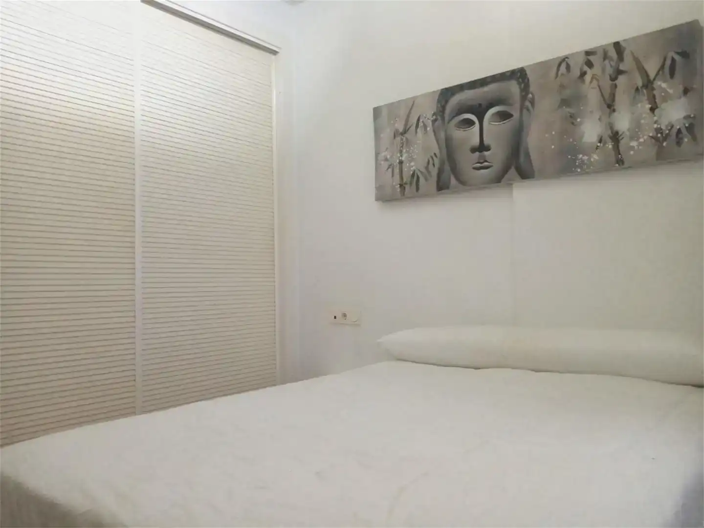 Dormitori de Apartament de lloguer en El Ejido amb Aire condicionat, Jardí privat i Piscina