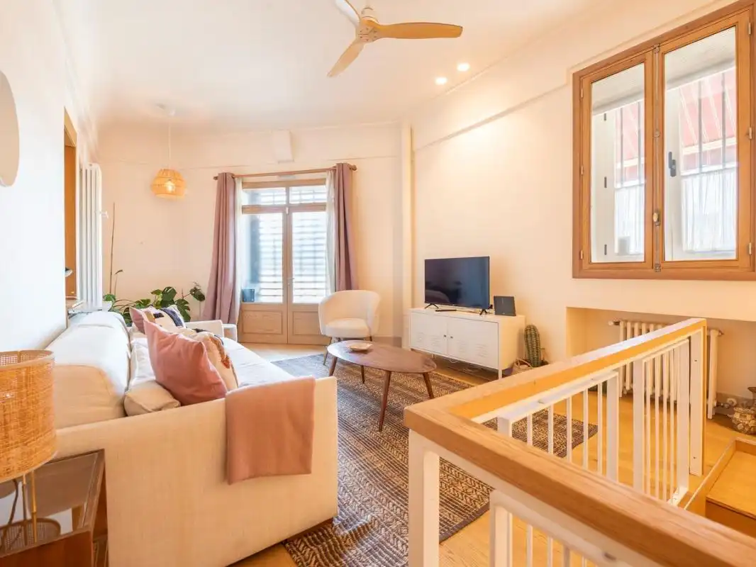Planta baja en venta en P.º del Rey, Argüelles