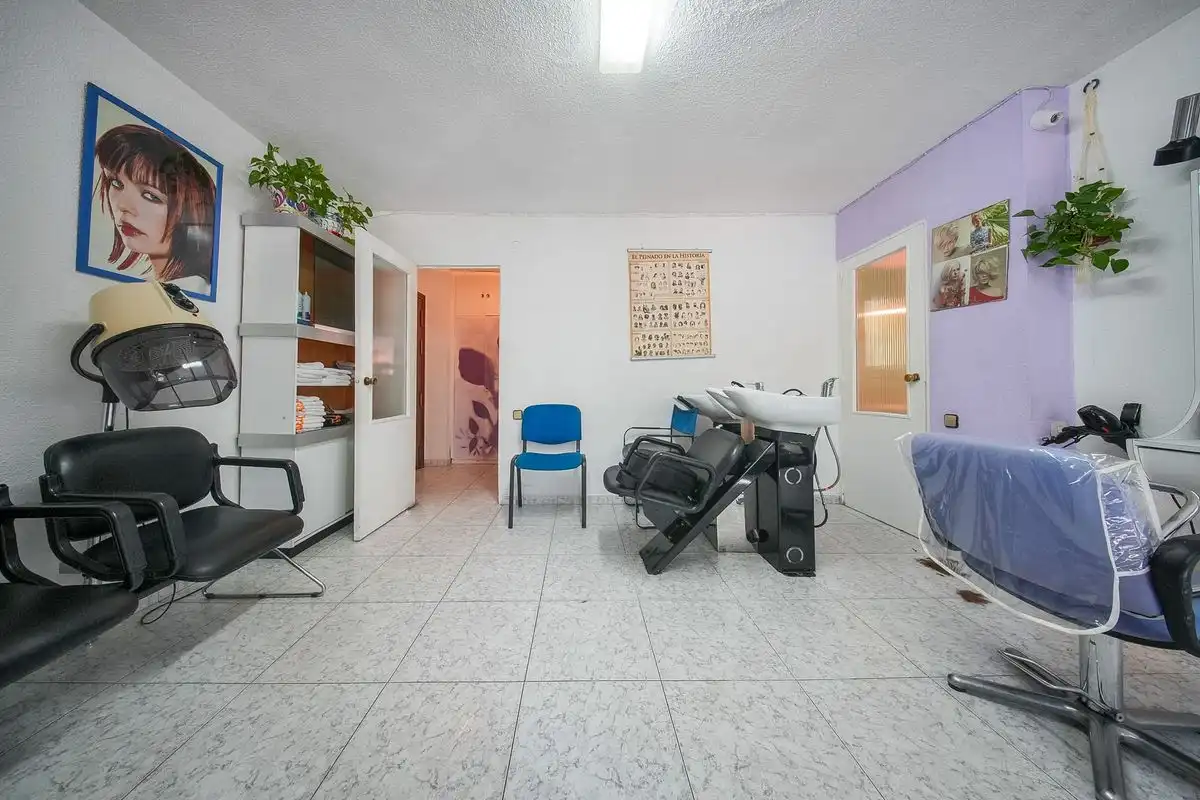 Ground floor for sale in Madrid  with Heating
