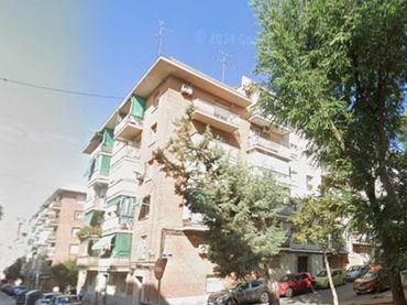 Piso en venta en Calle de San Secundino