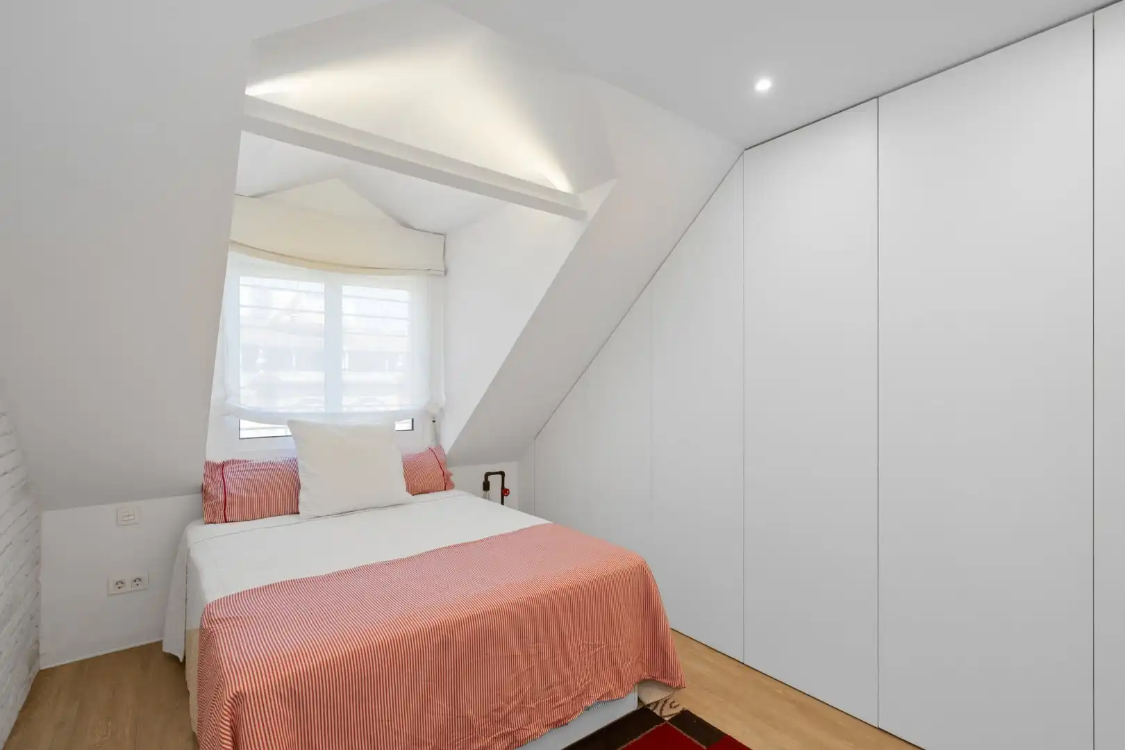 Habitación de Ático en venta en Sevilla con Aire acondicionado y Amueblado
