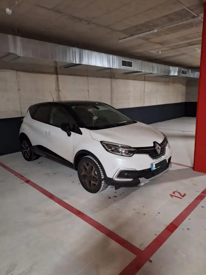 Wohnung zur Miete in Carrer Ripollès, Lledoner