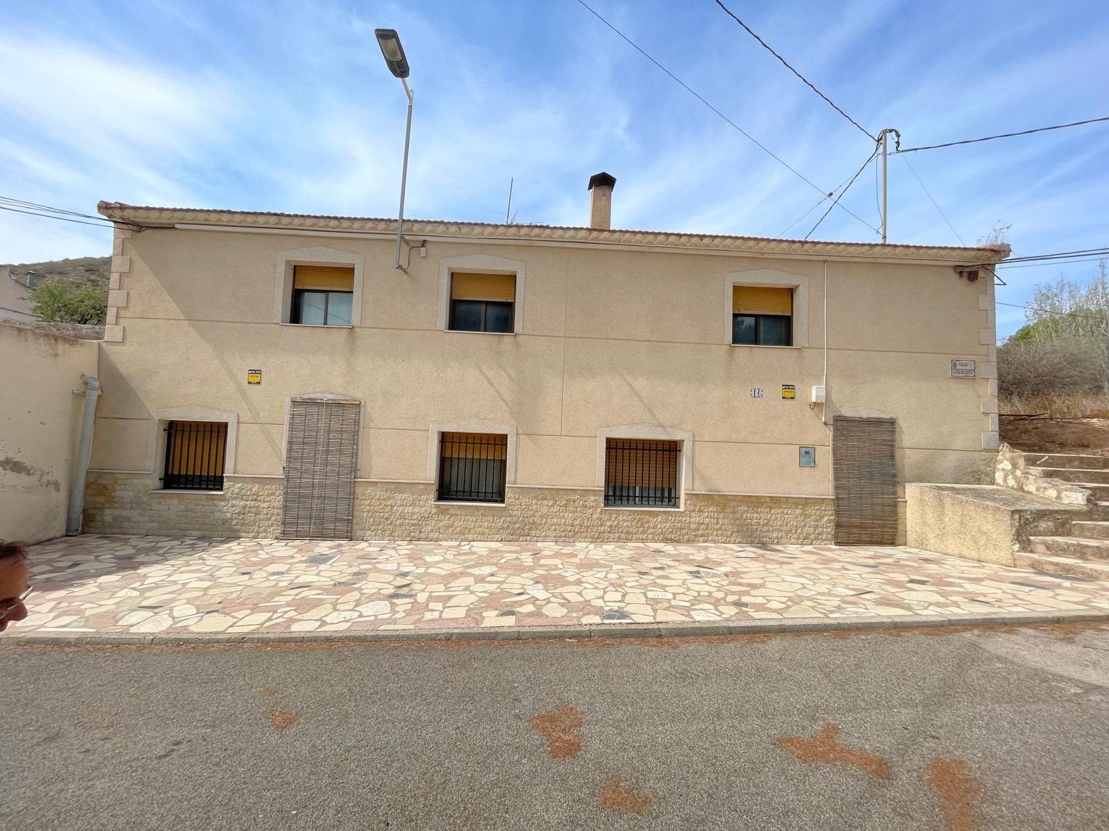 Exterior view of Country house for sale in Algueña  with Furnished and Internet