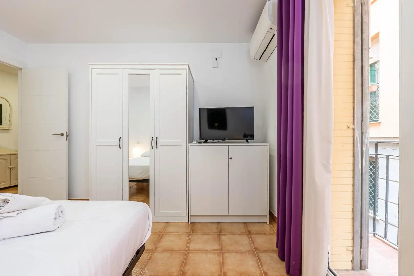 Habitación de Piso en venta en Granada con Calefacción