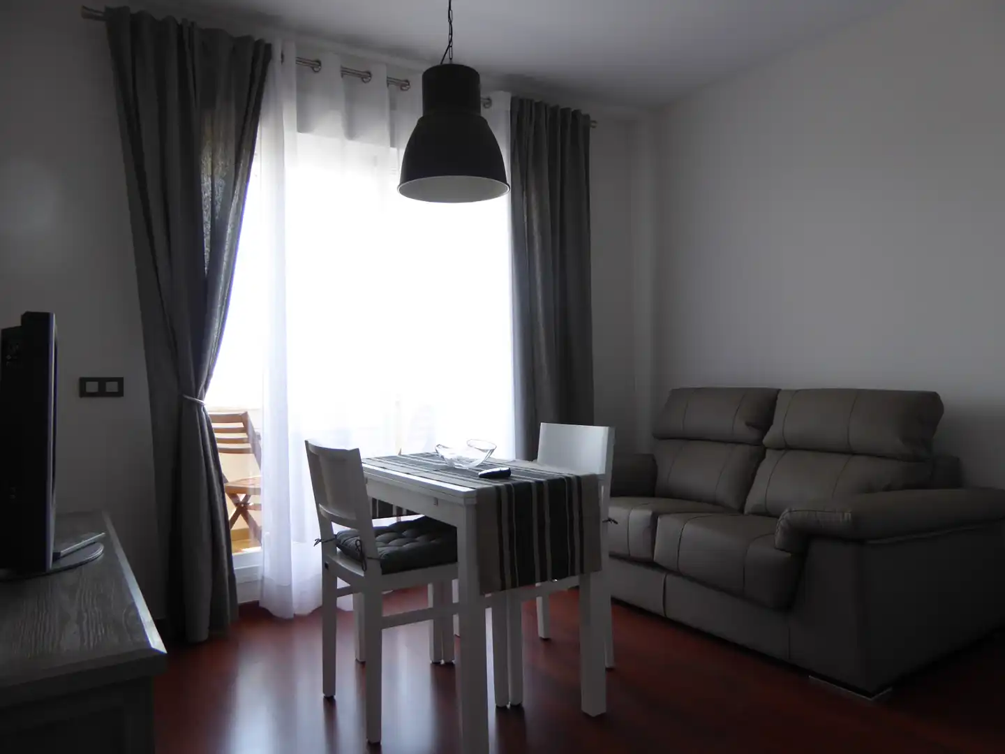 Living room of Study for rent in Málaga  with Air Conditioner, Furnished and Washing machine