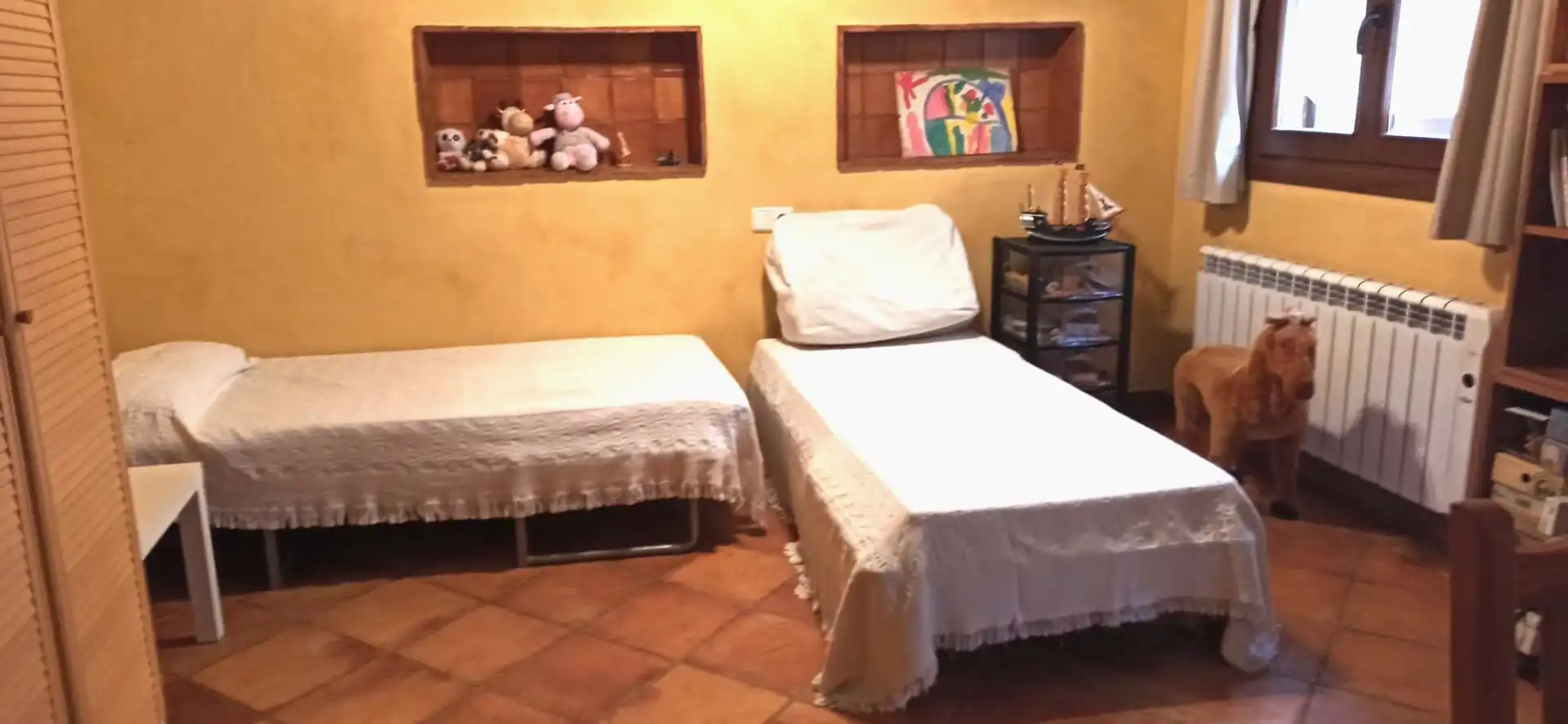 Schlafzimmer von Einfamilien-Reihenhaus zum Verkauf in El Pinell de Brai mit Klimaanlage, Heizung und Terrasse